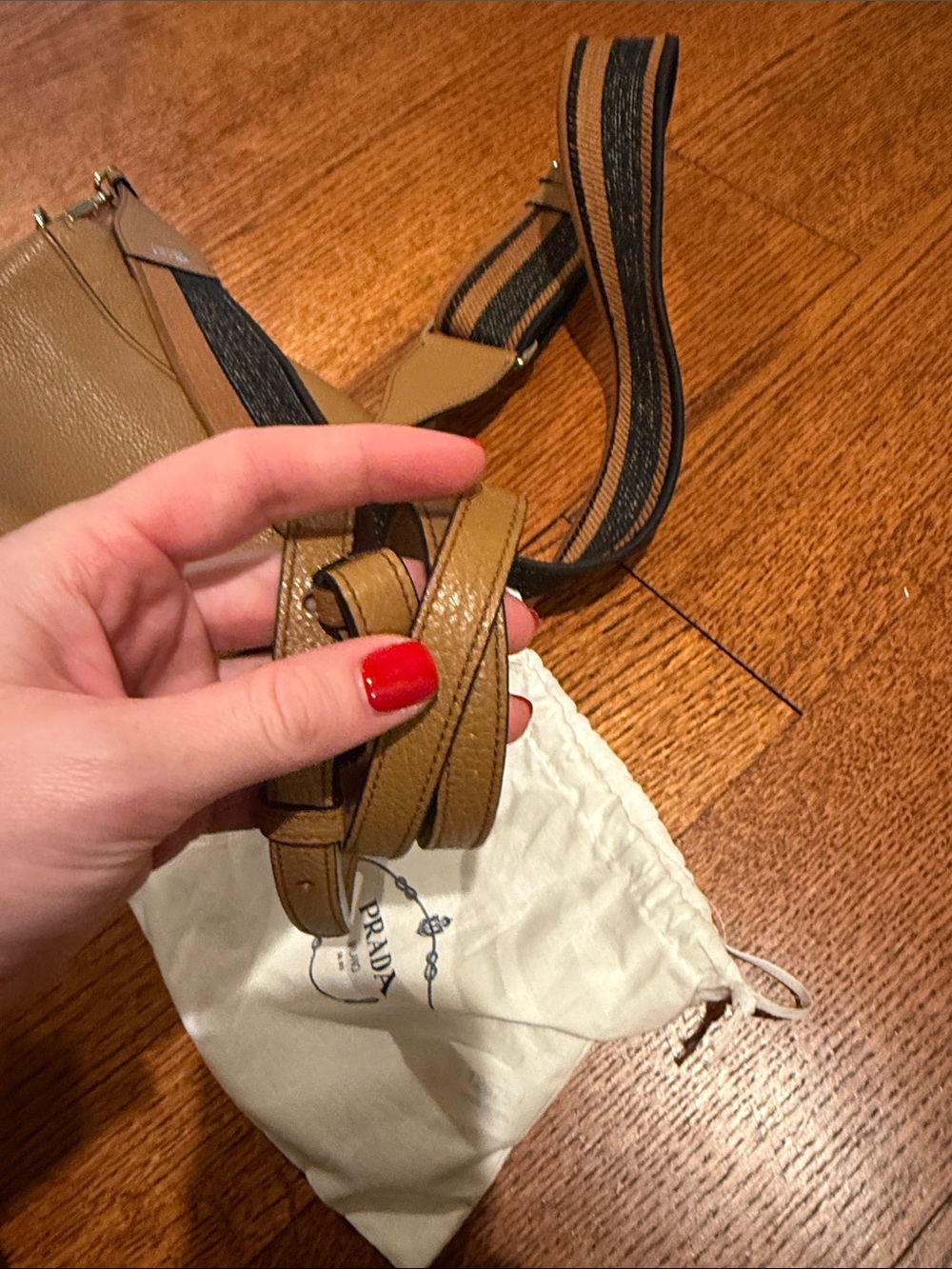 Prada Leather Shoulder bag - Picture 6 of 6